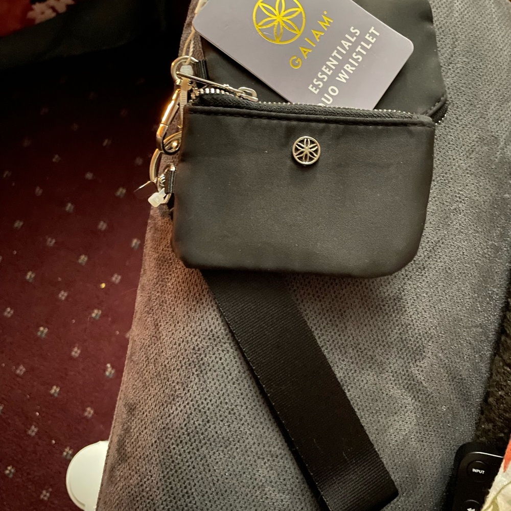 Gaiam Black Wristlet NWT